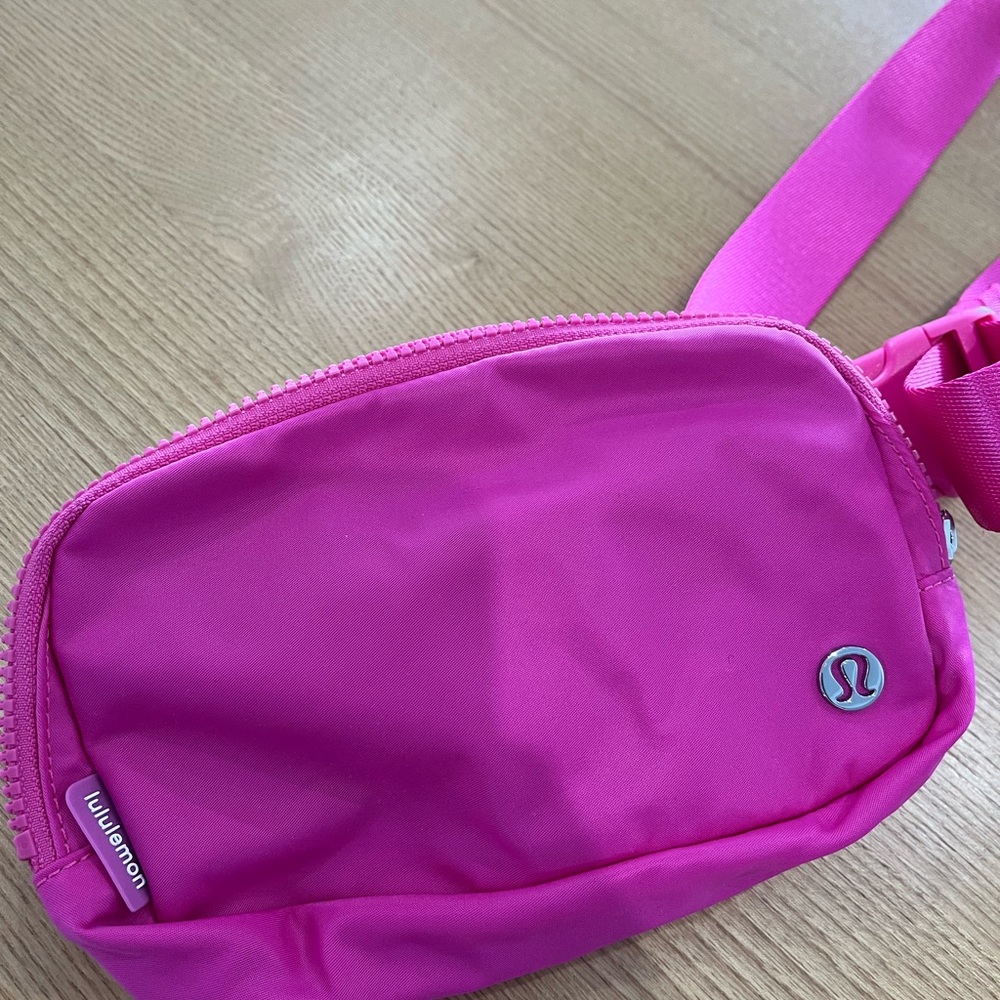 lululemon athletica Pink Crossbody Bag - Picture 2 of 4